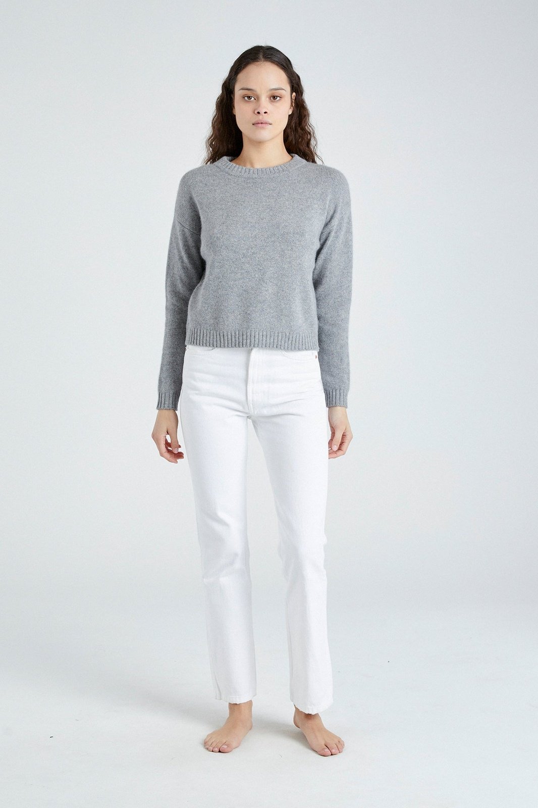 +Beryll Cashmere Sweater Holly | Pebble Gray - +Beryll Holly Cashmere Sweater | Shell Gray - +Beryll Worn By Good People