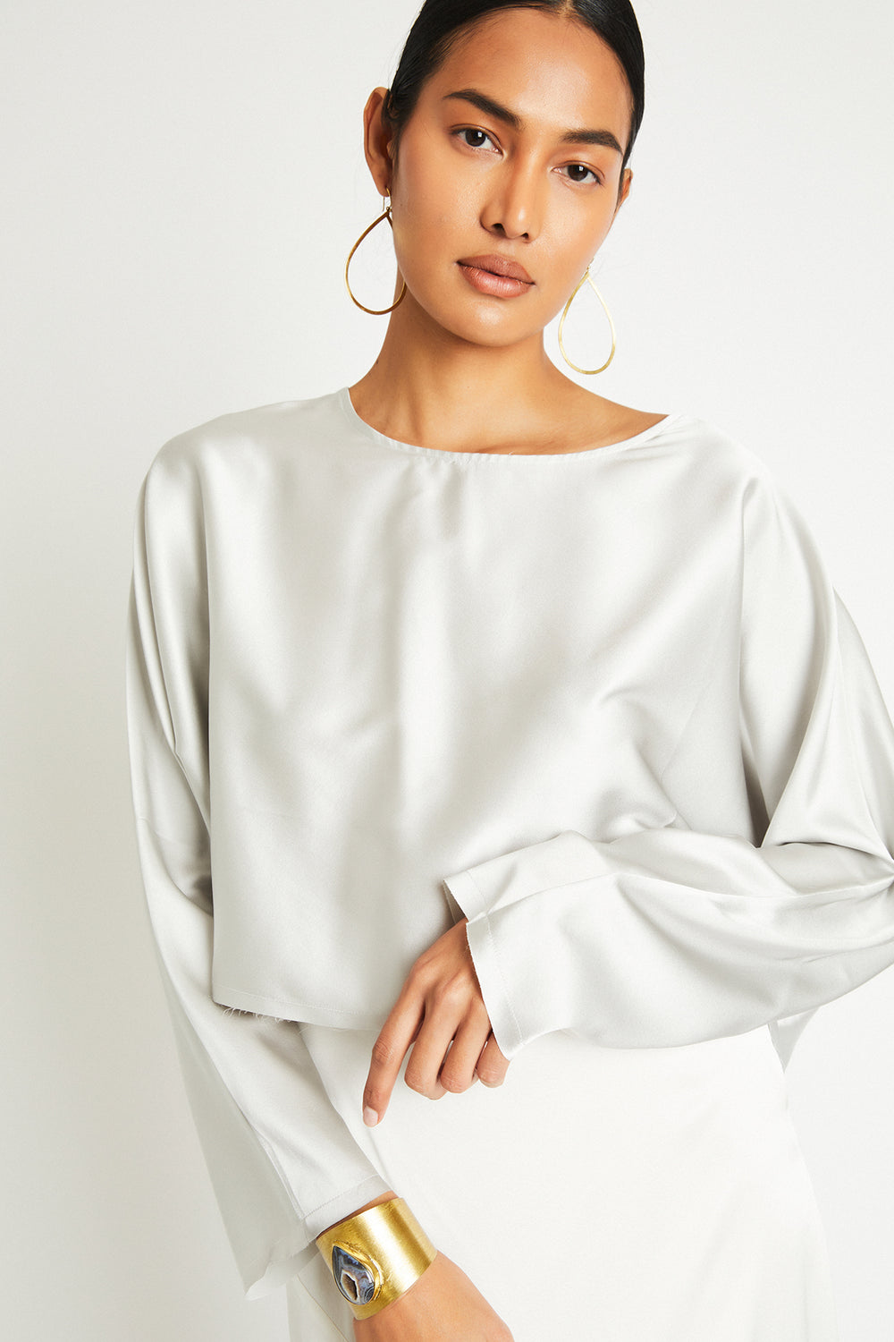 + Beryll Sierra Silk Long Sleeve Cropped Top | Pearl - + Beryll Sierra Silk Long Sleeve Cropped Top | Pearl