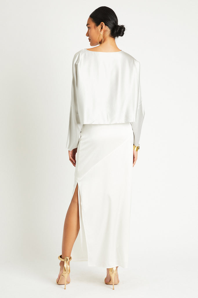 Beryll Sierra Silk Long Sleeve Cropped Top | Pearl - +Beryll Worn