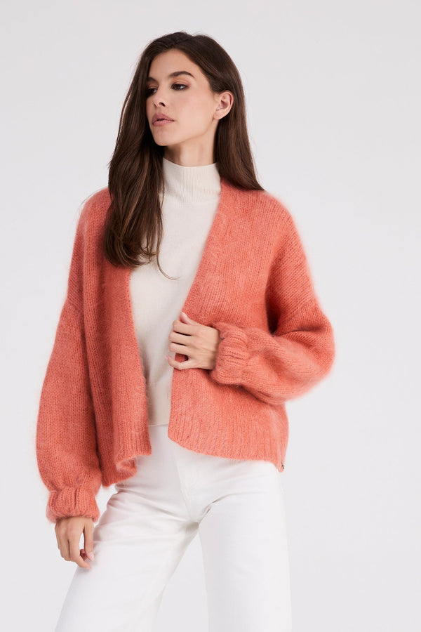 Anita cashmere cropped cardigan in coral, front view