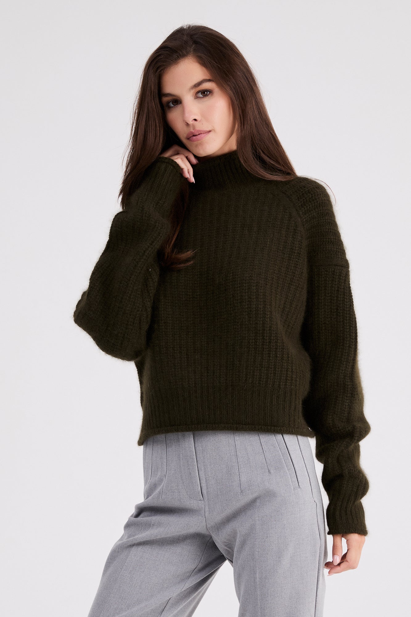 + Beryll Carole Cashmere Sweater | Kelp Green - + Beryll Carole Cashmere Sweater | Kelp Green - +Beryll Worn By Good People