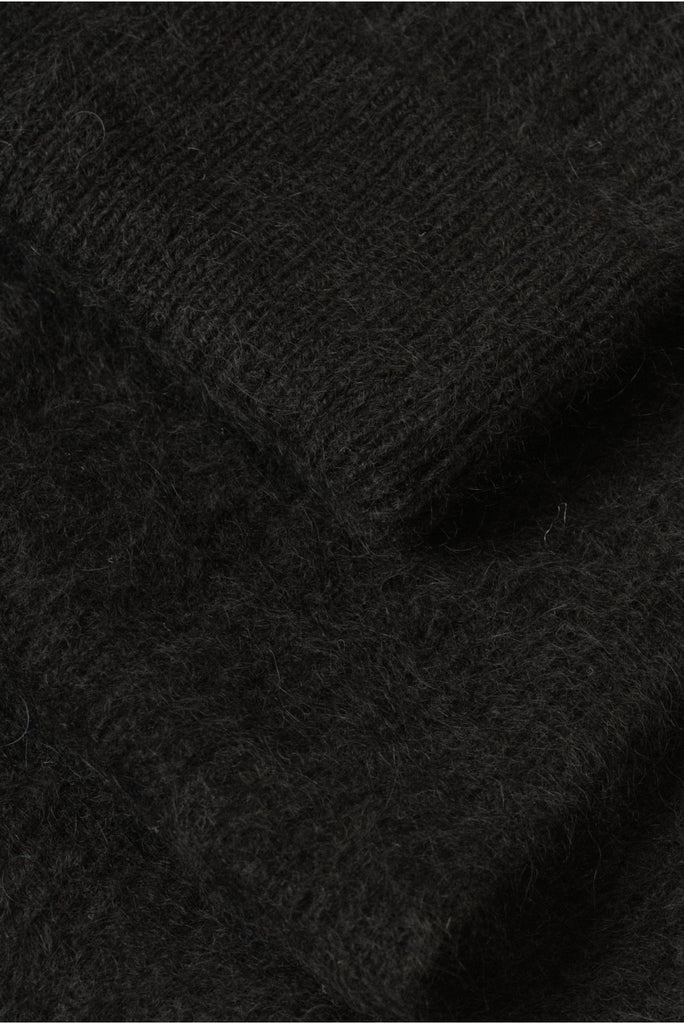 + Beryll Cashmere Scarf and Beanie Bundle | Black - +Beryll Worn By Good People