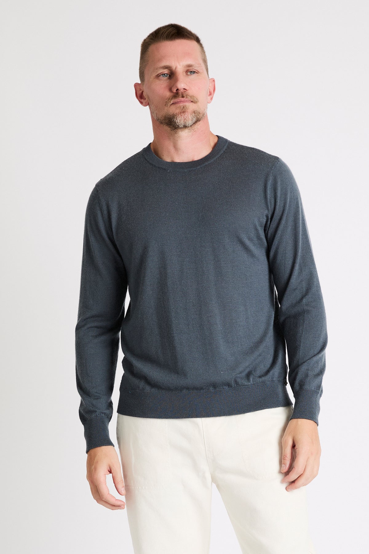 + Beryll Enzo Cashmere Sweater | Dark Cloud - +Beryll Enzo Cashmere Sweater | Dark Cloud - +Beryll Worn By Good People