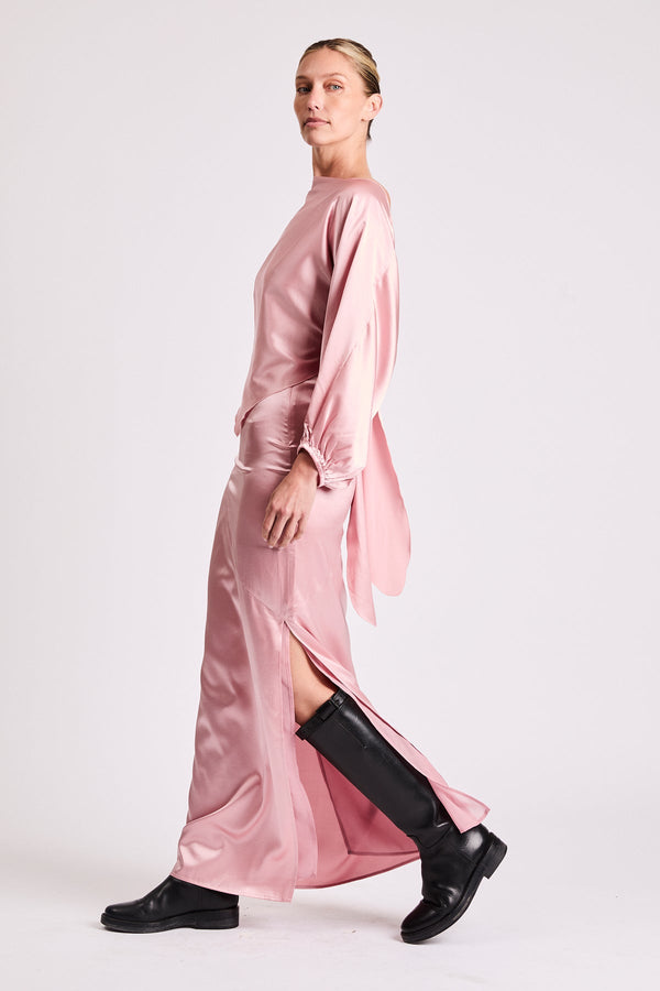 Naomi silk skirt in Rose, side view
