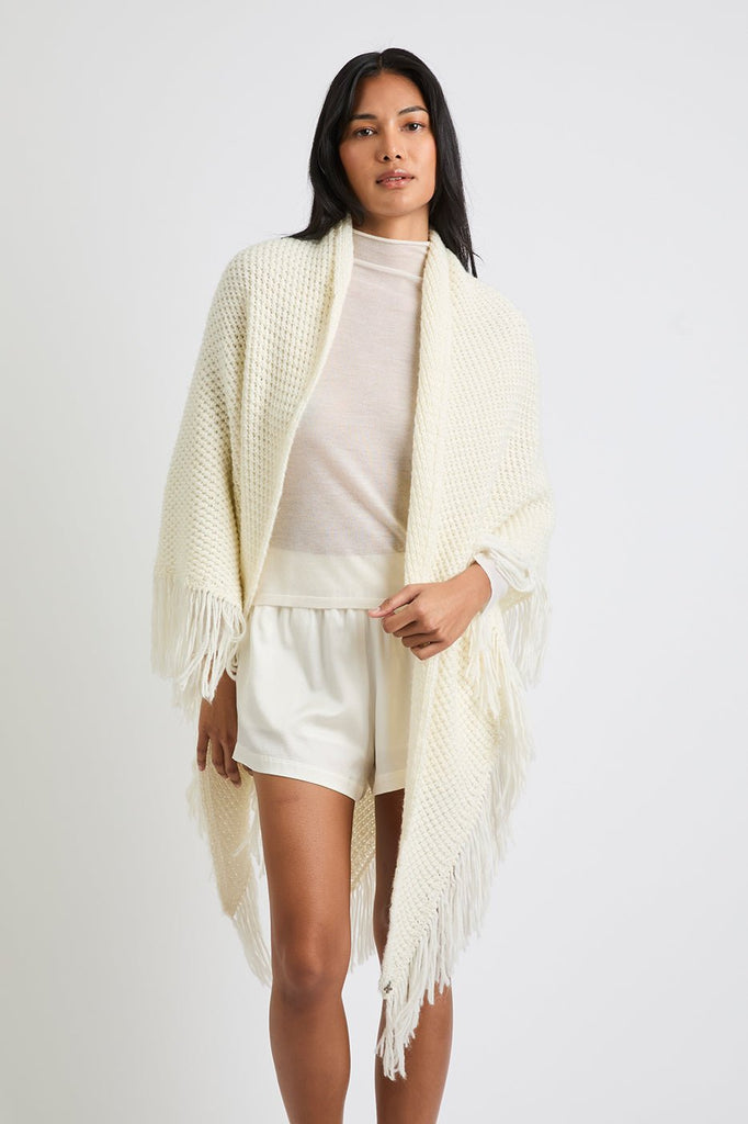 + Beryll Stephanie Popcorn Fringe Wrap | Ivory - +Beryll Worn By Good People