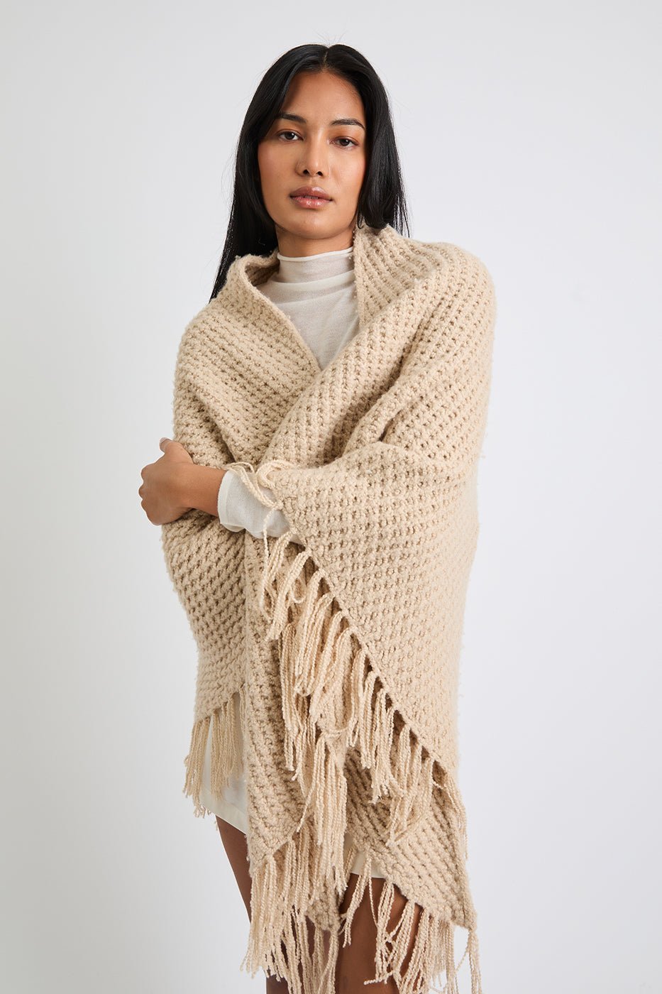 Beryll Stephanie Popcorn Fringe Wrap | Sand - +Beryll Worn By Good