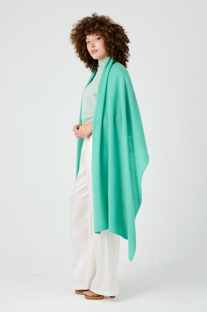 + Beryll Tina XL Cashmere Scarf | Pistachio - +Beryll Worn By Good People