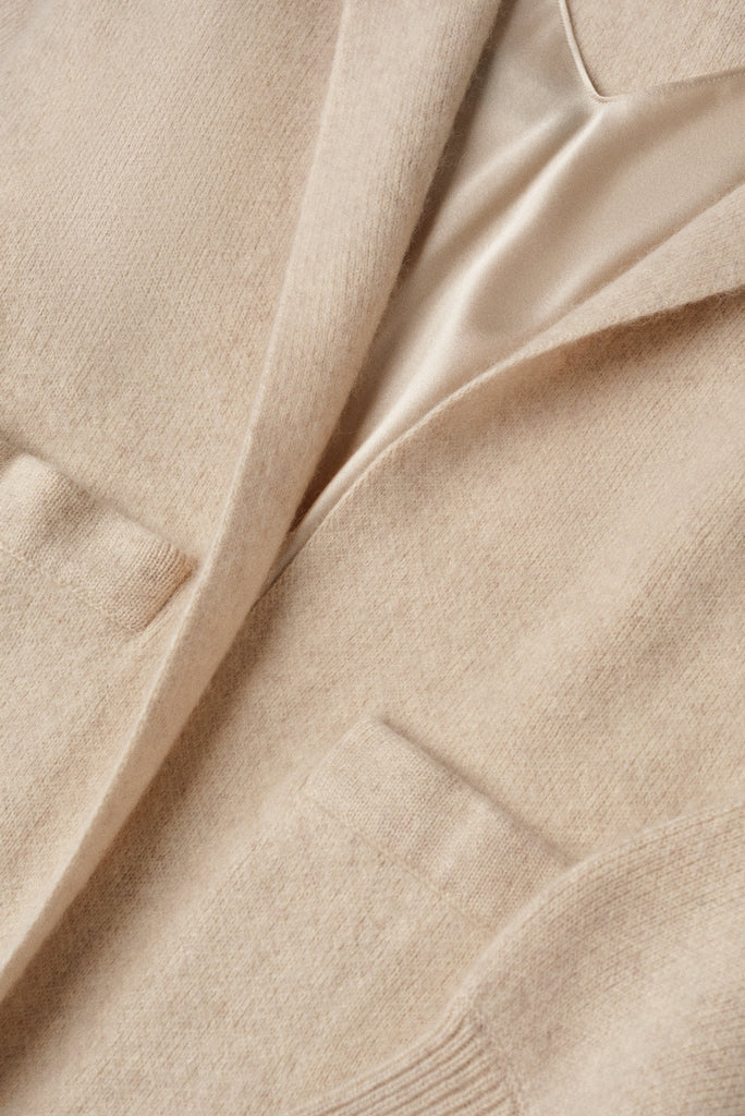 + Beryll Warm Neutrals Set | Lucia Coat + Cami Silk Top - +Beryll Worn By Good People