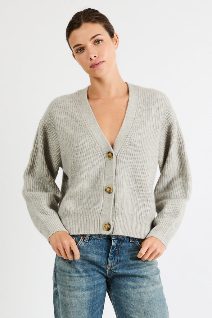 Three Button Cashmere Cardigan | Shell Gray