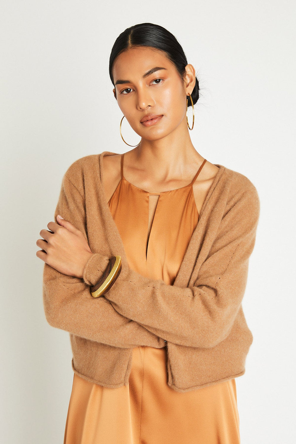 + Beryll Katharine Cashmere Cropped Cardigan | Camel - + Beryll Katharine Cashmere Cropped Cardigan | Camel - +Beryll Worn By Good People