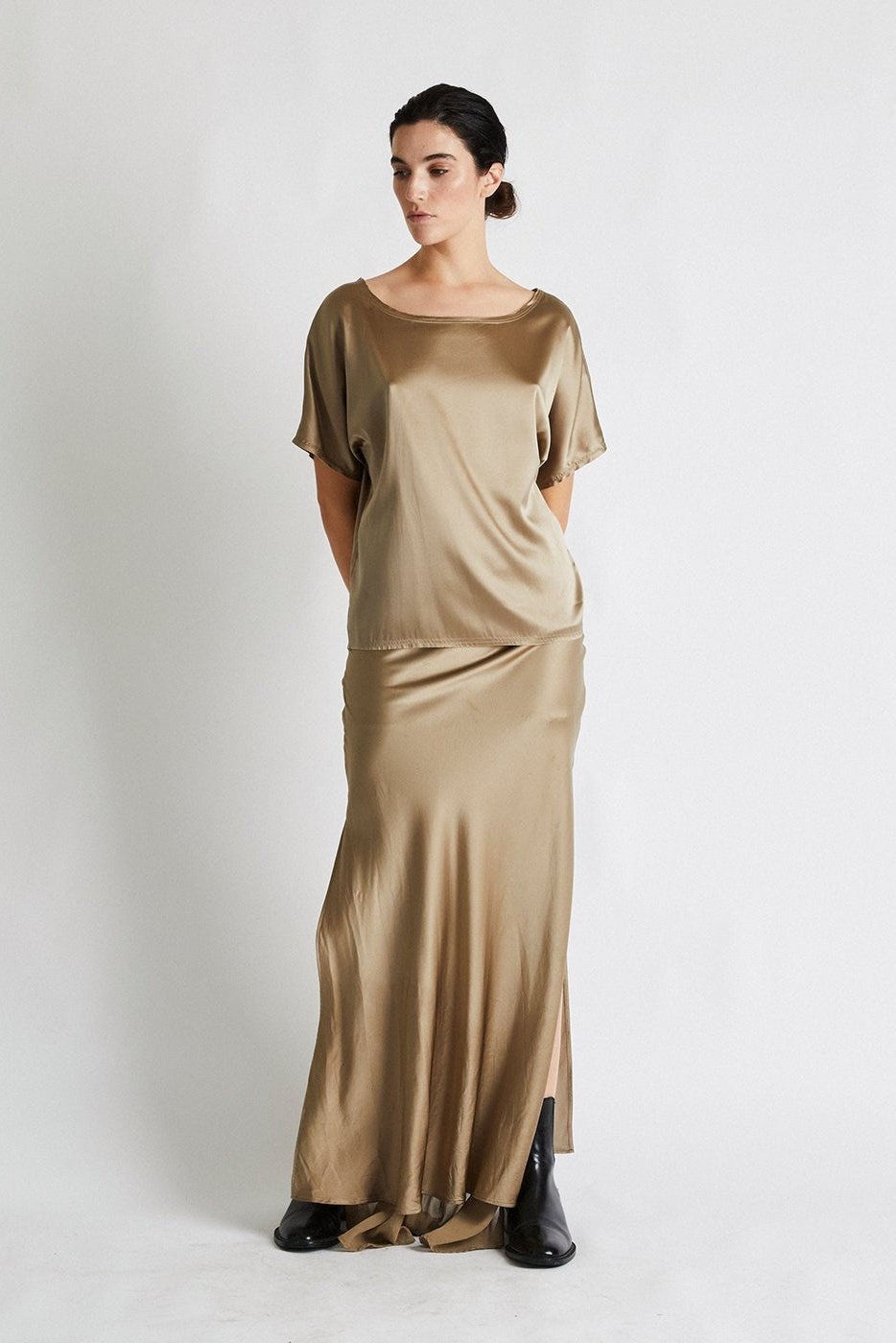 +Beryll Silk Skirt | Helena | Caramel - +Beryll Silk Skirt | Helena | Caramel - +Beryll Worn By Good People